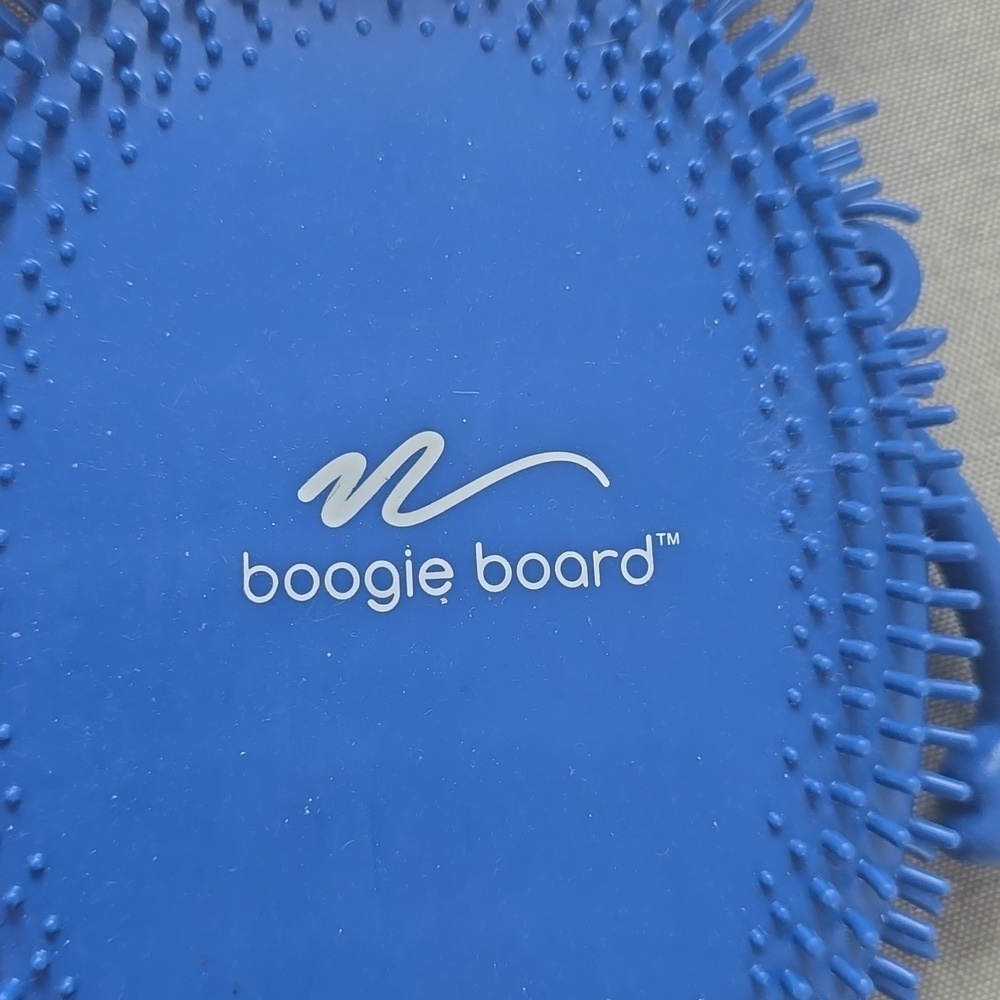 Blue Boogie Board Sketch Pals Fidgety Friends, Blue, Retail Price $19.99 USD - Picture 10 of 13